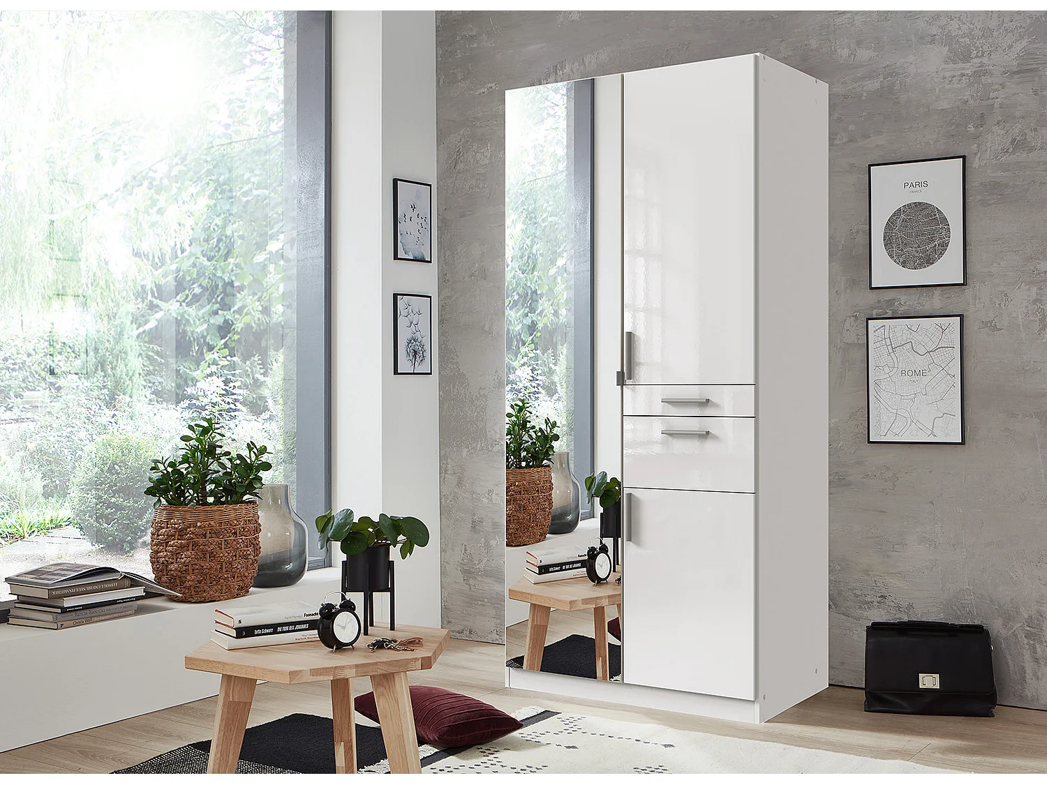 Armoire, meuble de rangement 2 portes coloris blanc cassé laqué / blanc - L. 90 x H. 197 x P. 58 cm 