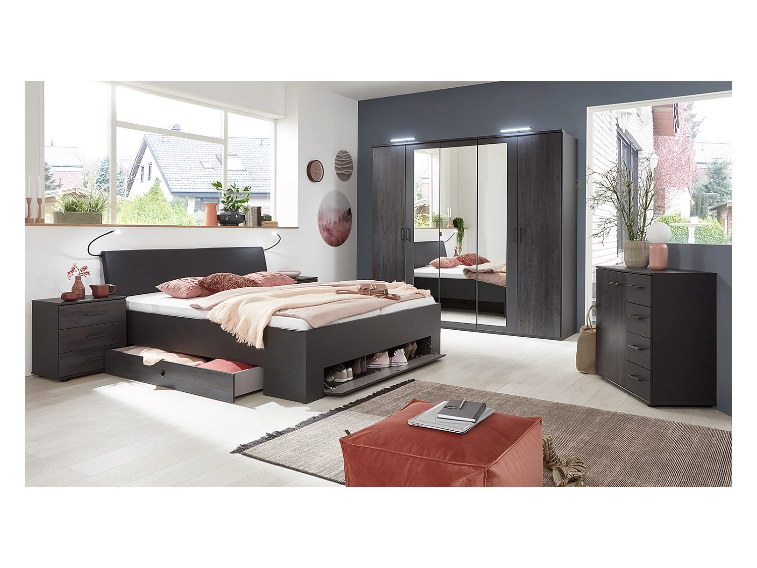 Chambre à coucher complète adulte (lit 160x200 cm Queen Size + 2 chevets + armoire)
