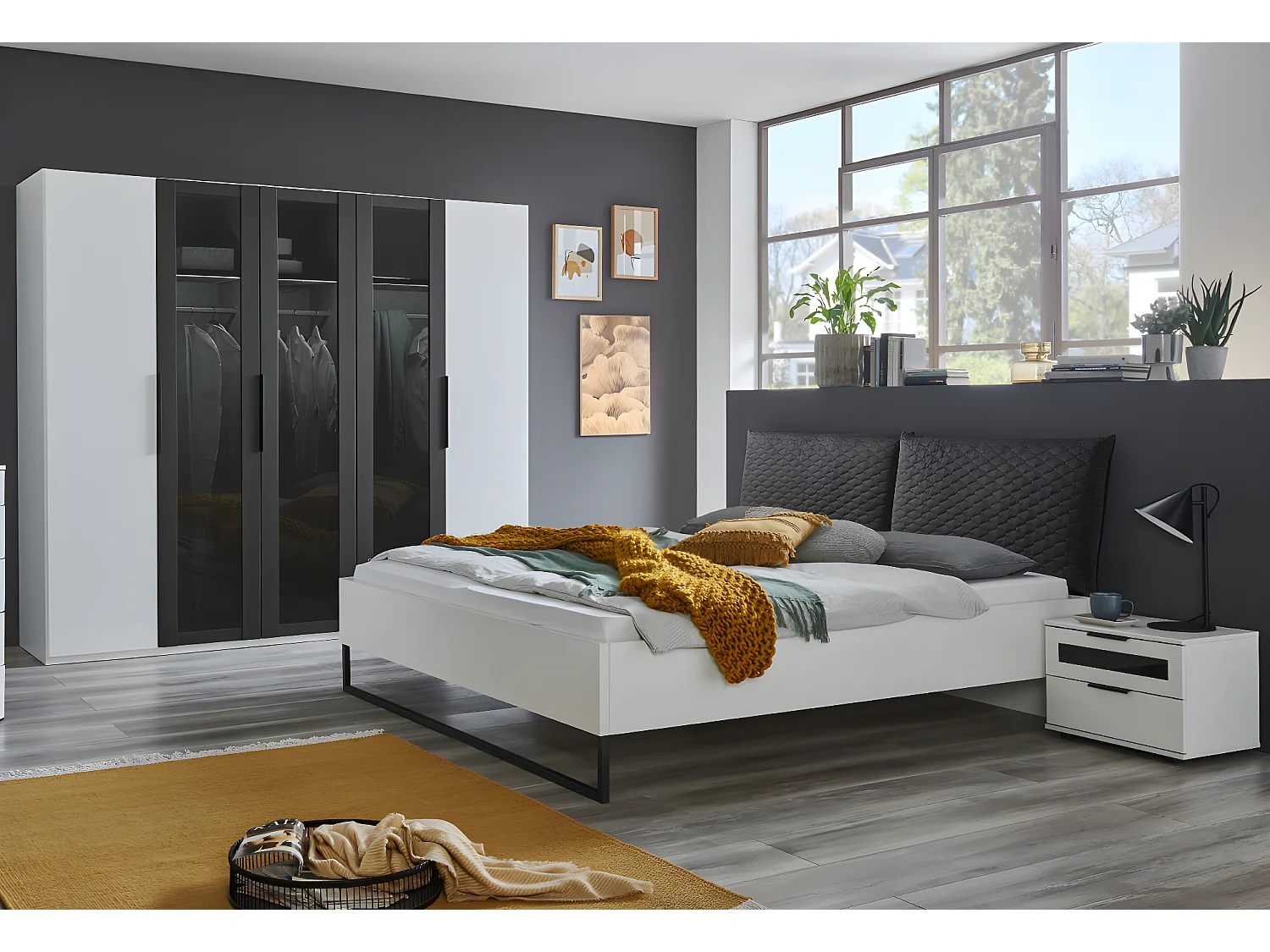 Ensemble de chambre à coucher (armoire + lit + 2 chevets) coloris Blanc, rechampis graphite