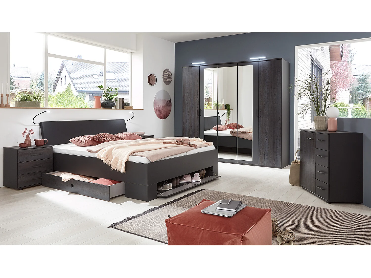 Chambre à coucher complète adulte (lit 180x200 cm King Size + 2 chevets + armoire)