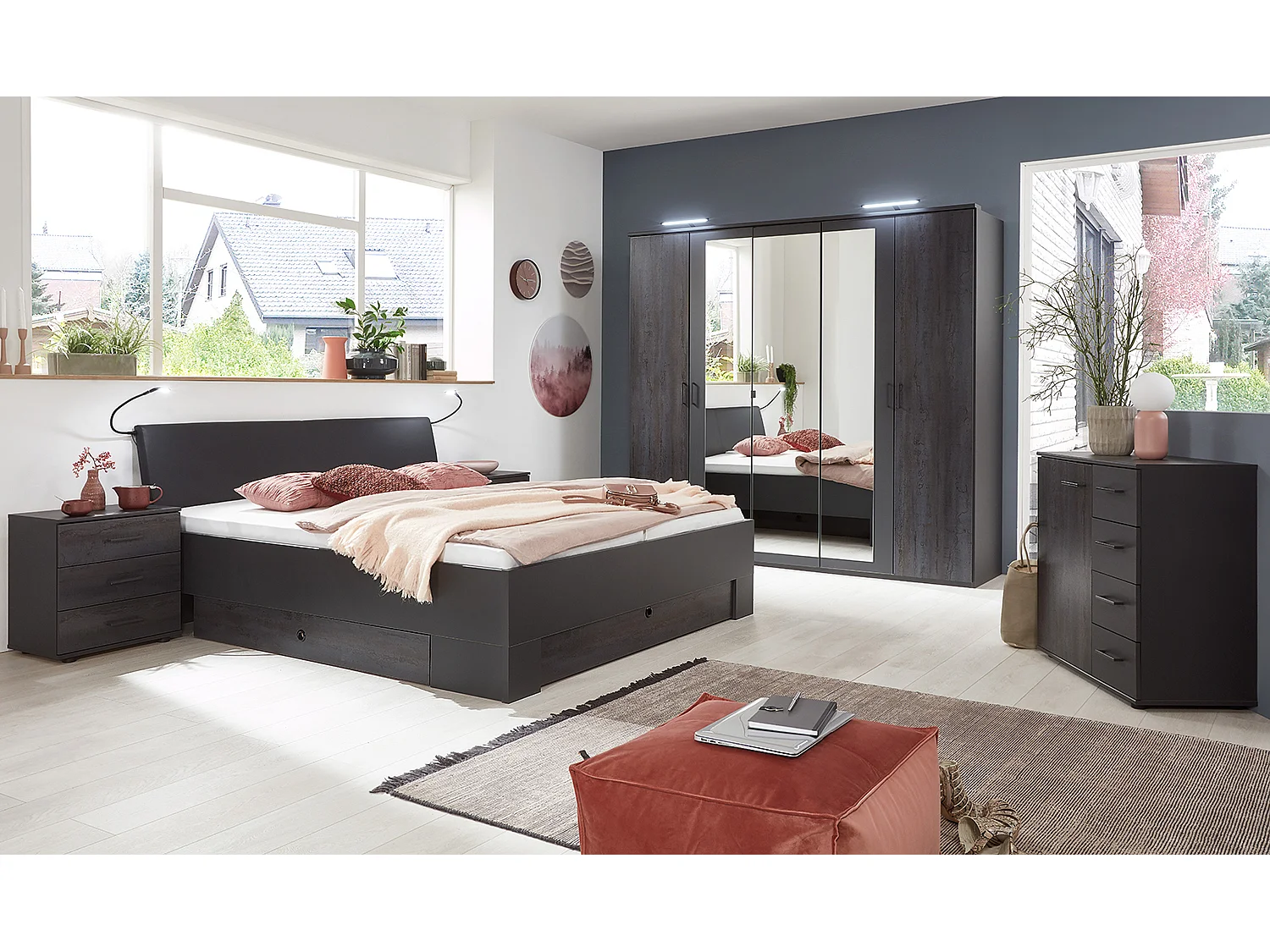 Chambre à coucher complète adulte (lit 180x200 cm King Size + 2 chevets + armoire)