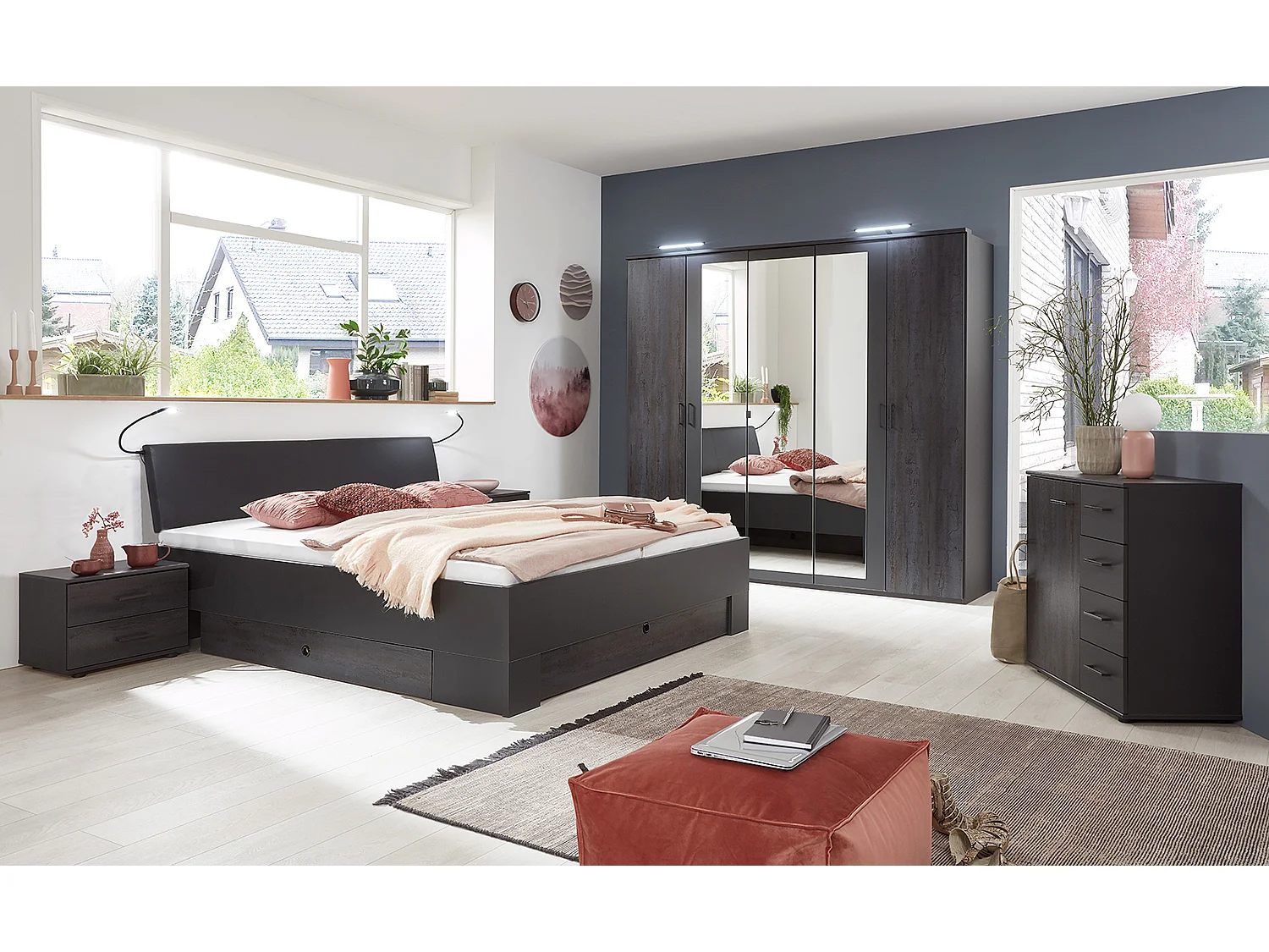 Chambre à coucher complète adulte (lit 180x200 cm King Size + 2 chevets + armoire + commode)