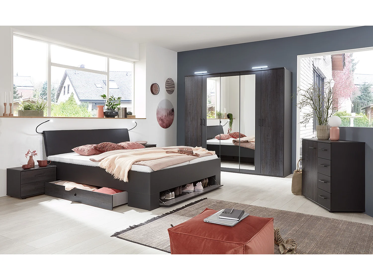 Chambre à coucher complète adulte (lit 160x200 cm Queen Size + 2 chevets + armoire + commode)