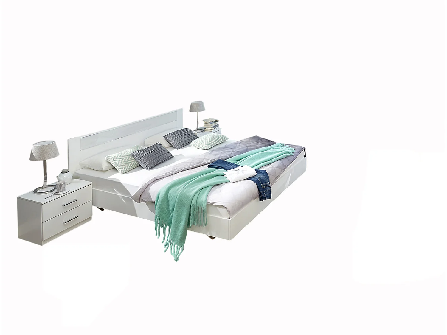 Chambre adulte en panneaux de particules coloris blanc, rechampis verre blanc + chrome