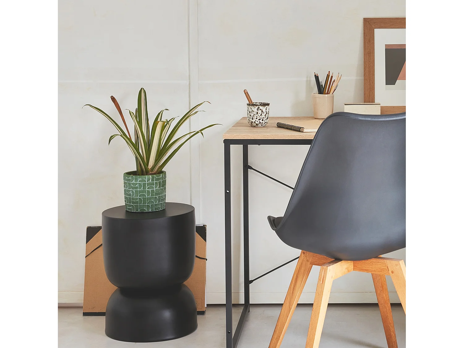 Mesa auxiliar, rincón de sofá, mesita metal ø32 x h42cm negro