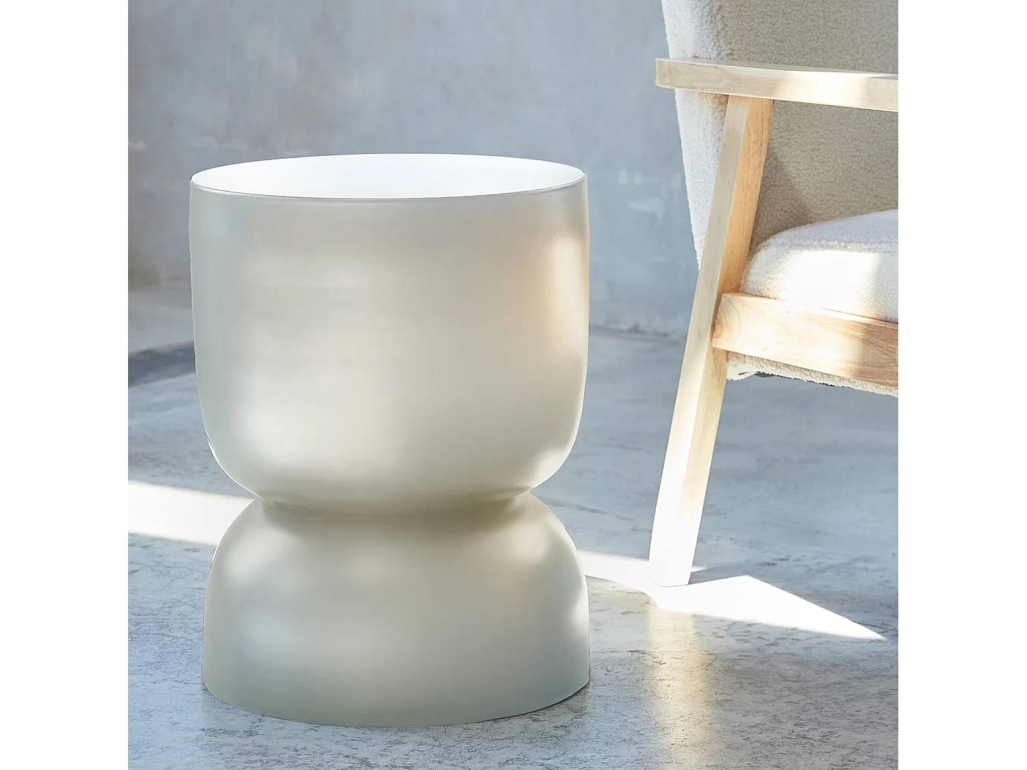 Mesa auxiliar, rincón de sofá, mesita metal ø32 x h42cm crema