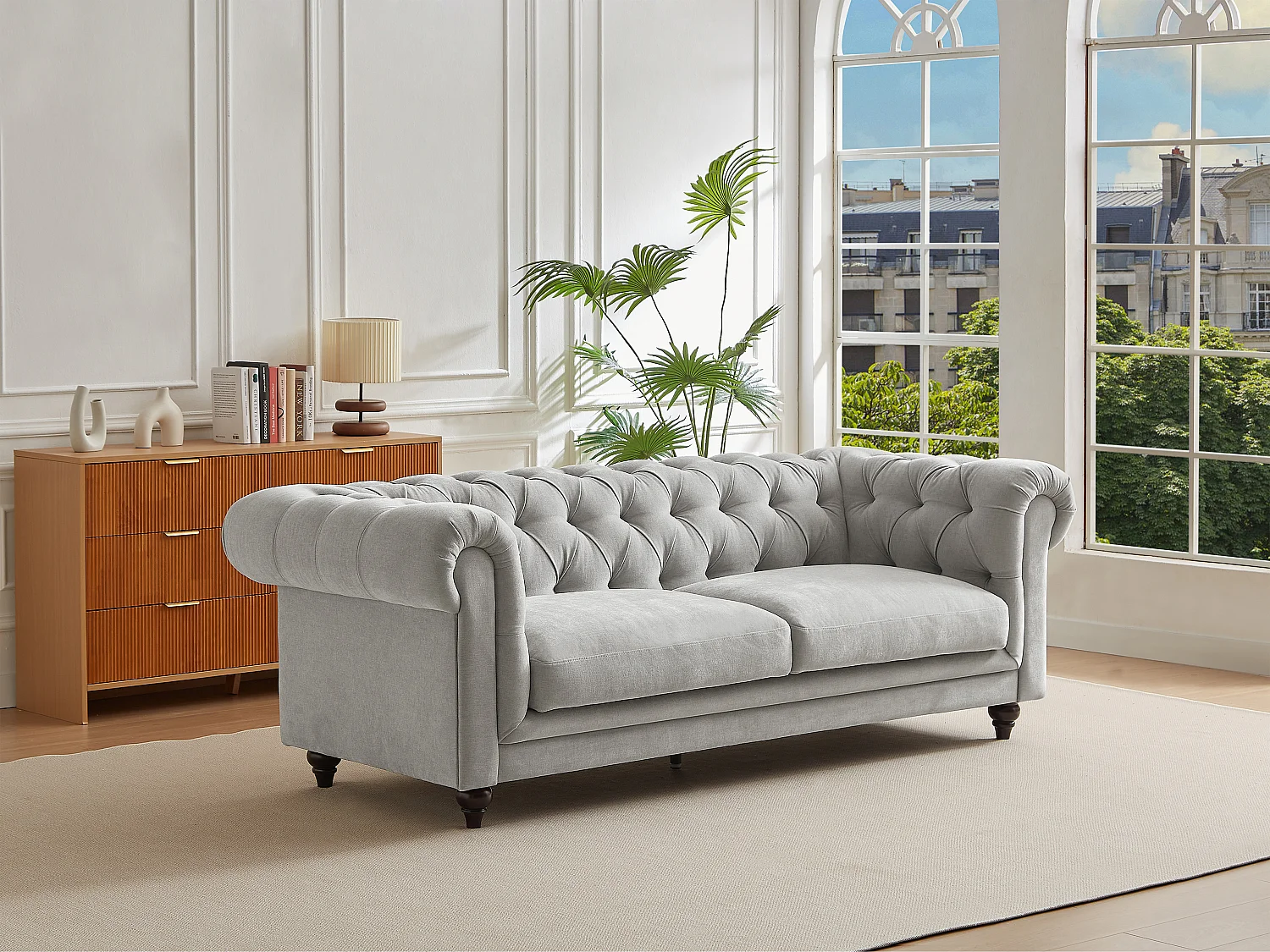 Canapé chesterfield 3 places en tissu gris clair CRONEL