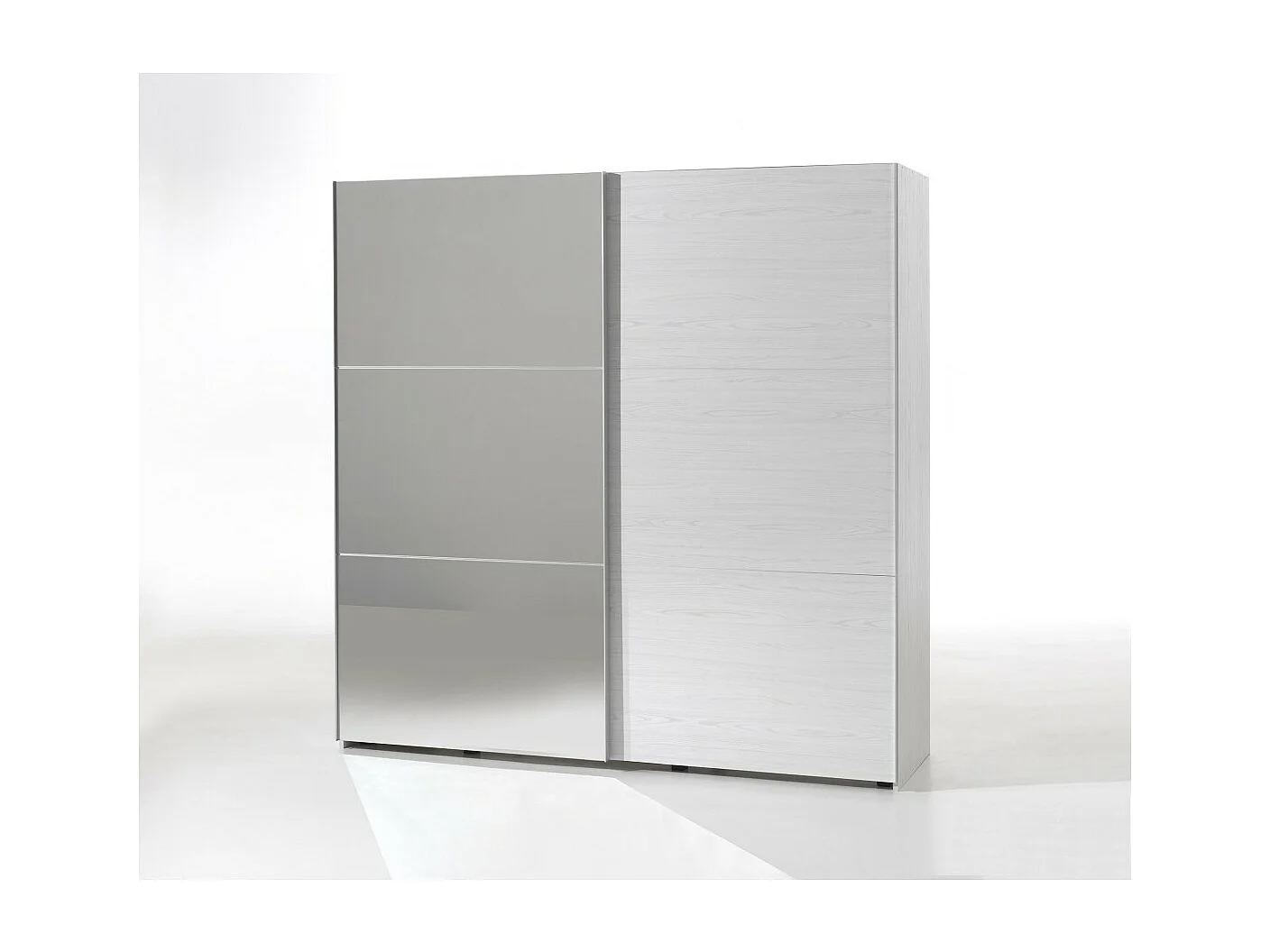 Chambre à coucher adulte collection OLVENA : Armoire 250cm, Lit 160x200, commode, chevets. Couleur blanc effet bois.