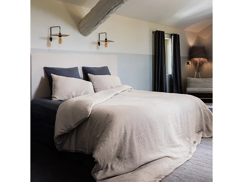 Parure de lit 240x220 cm et 50x70 cm collection OPERA beige naturel 3 pièces