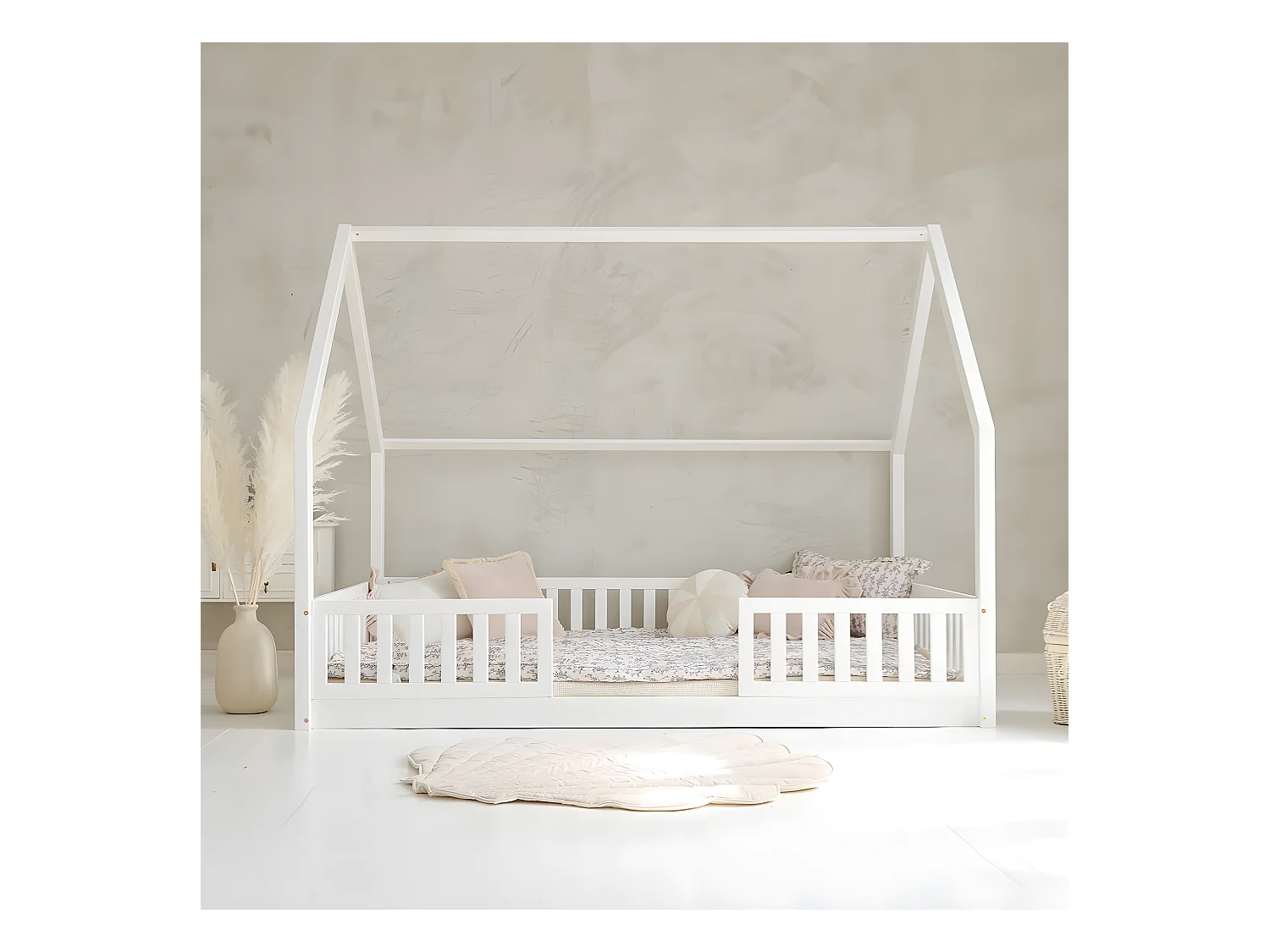 Lit cabane 140x200 barrières et sommier inclus pieds 1 cm Daisy Blanc