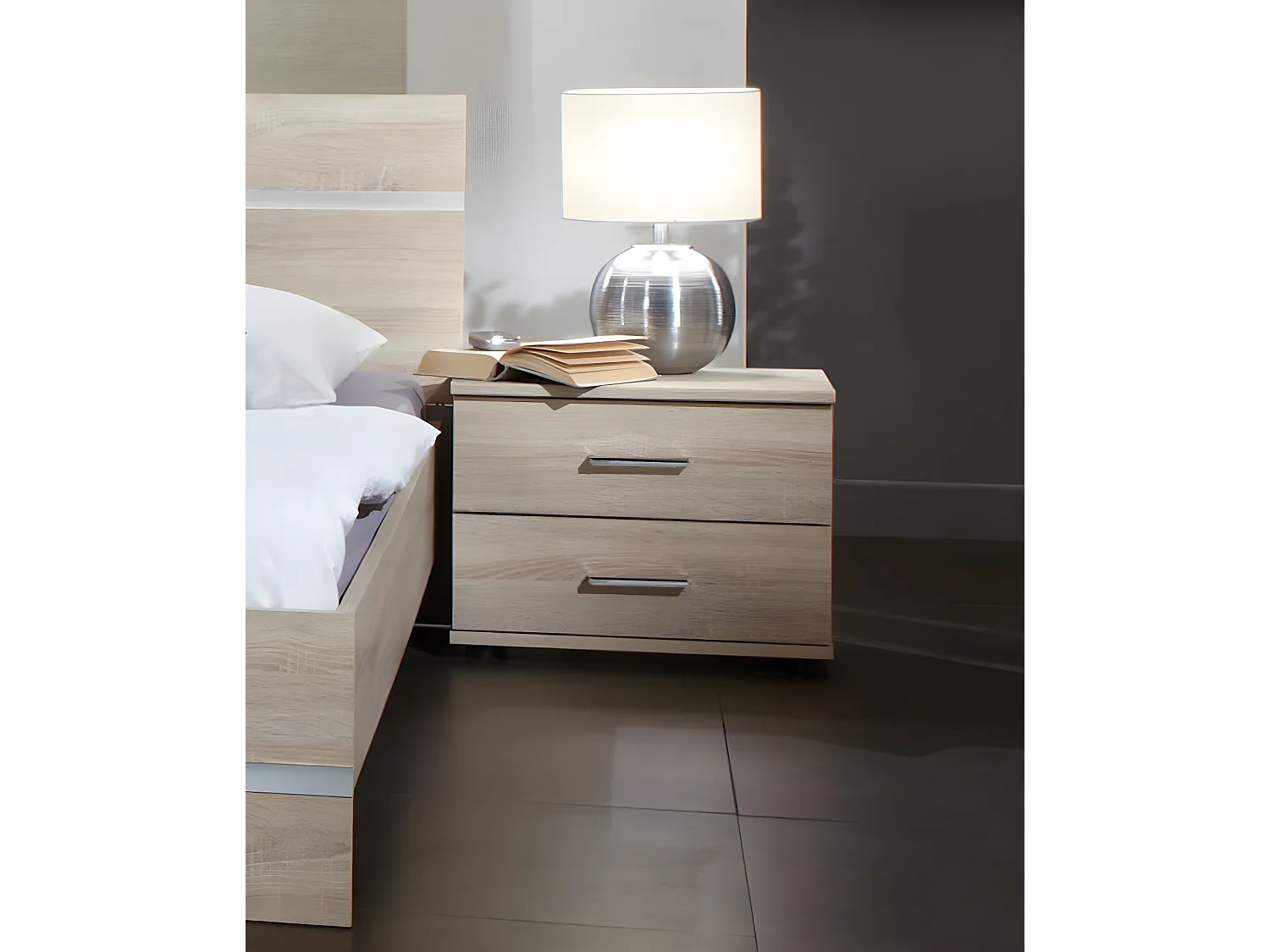 Lit adulte double + chevets coloris imitation chêne Artisan/chrome brillant