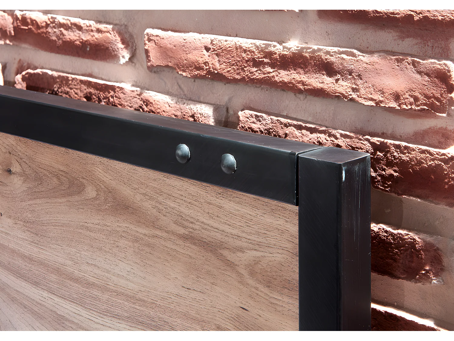 Lit futon adulte et 2 chevets Imitation chêne poutre rechampis raw steel - 180 x 200 cm