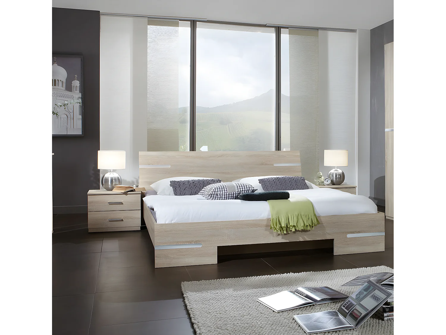 Lit adulte double + chevets coloris imitation chêne/chrome brillant - L. 169 x P. 210 x H. 81 cm