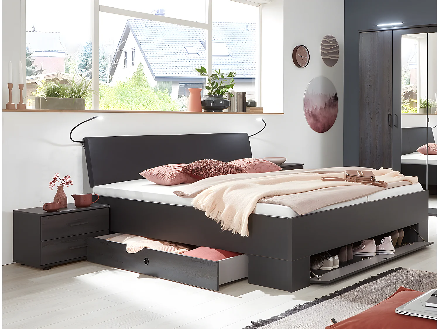 Lit adulte double 160x200 cm Queen Size + 2 chevets coloris gris foncé - L. 169 x P. 210 x H. 96 cm