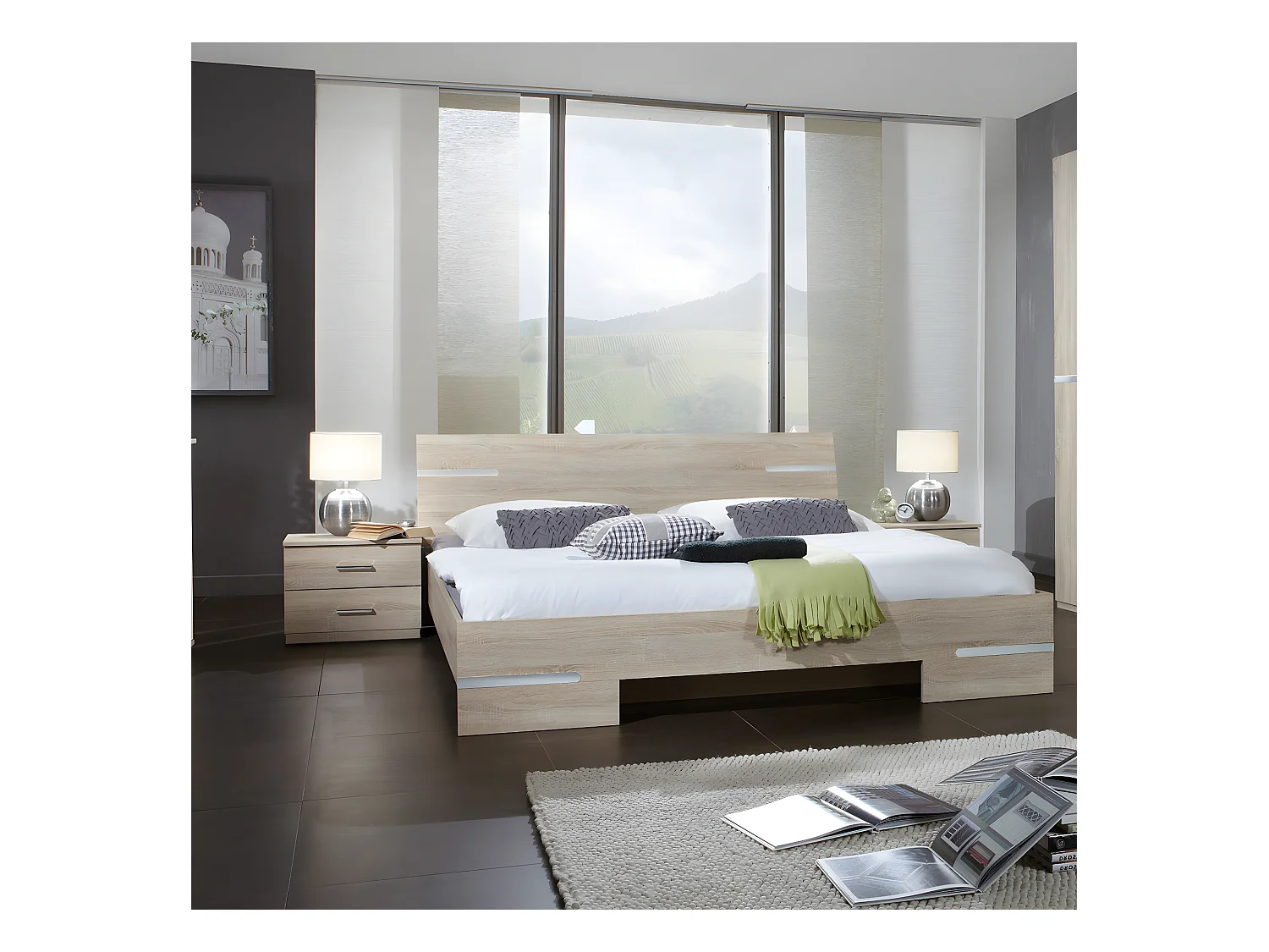Lit adulte double + chevets coloris imitation chêne/chrome brillant - L. 189 x P. 210 x H. 81 cm