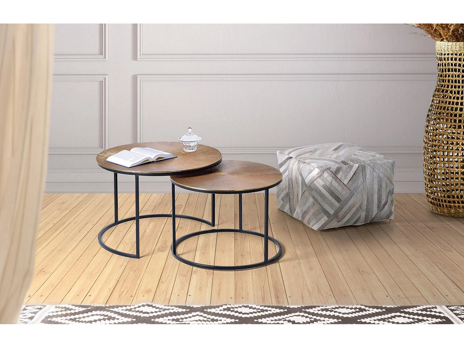 Table basse plateau bronze et pieds métal bronze