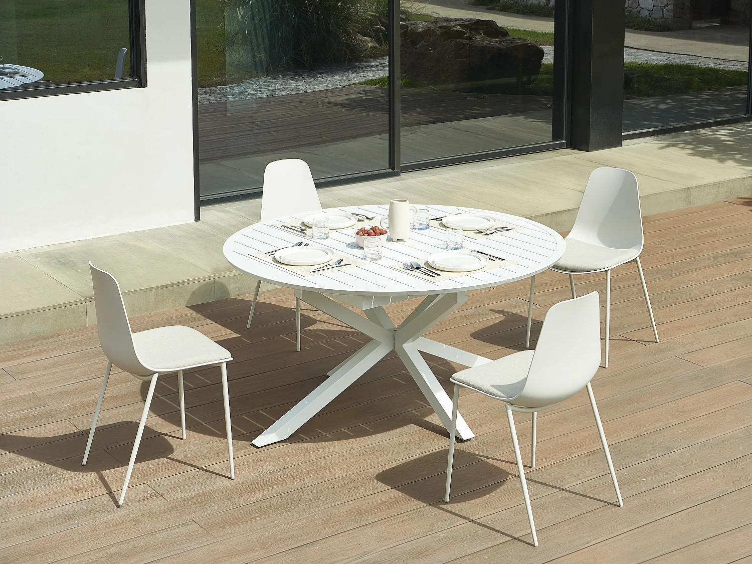 Lot de 4 chaises de jardin en polypropylène et métal - Beige - NEGERI de MYLIA