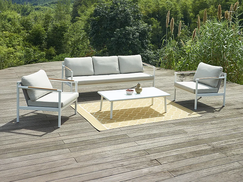 Salotto giardino Alluminio: un divano 3 posti, 2 poltrone e un tavolino Bianco cuscini Beige  - LAKIT di MYLIA