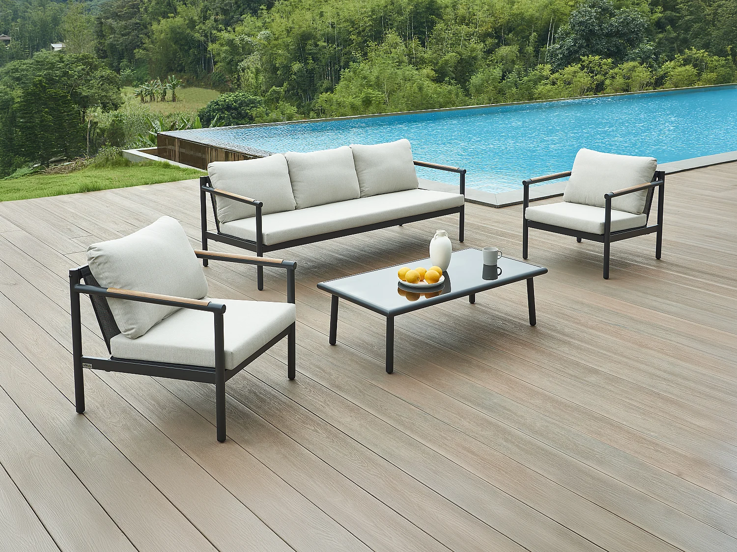 Salon de jardin en aluminium : un canapé 3 places, 2 fauteuils et une table basse - Noir coussins beiges - LAKIT de MYLIA