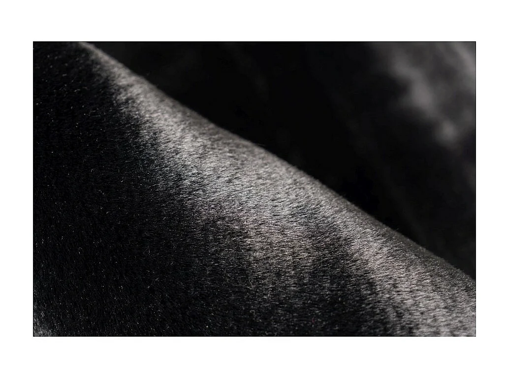 Tapete 290x200cm, design H008N na cor preta - Conforto e elegância para o seu interior.