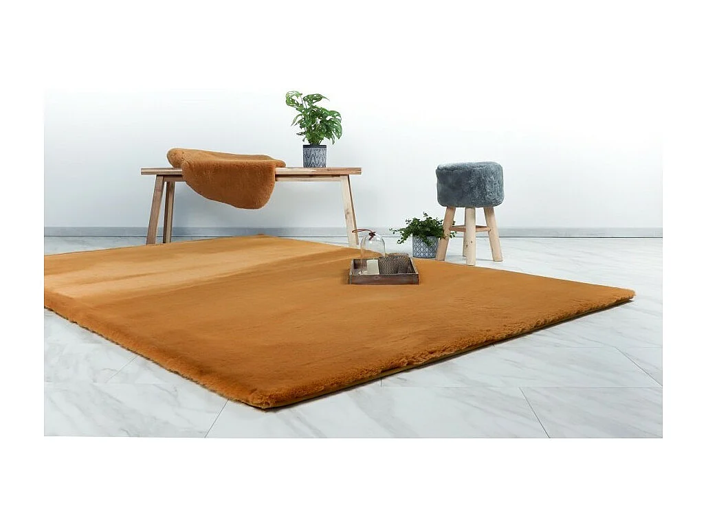 Teppich 170x120cm, Design H008N in Bernsteinfarben - Komfort und Eleganz für Ihr Interieur