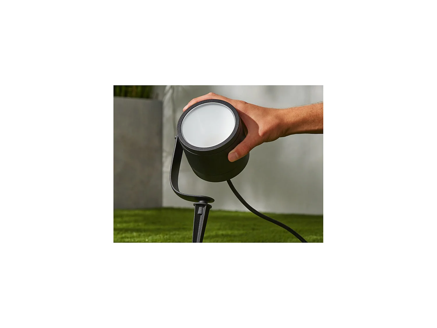 Spot Extérieur LED 8W 24VDC sur Piquet White Color Lily XL  Hue  RGBW