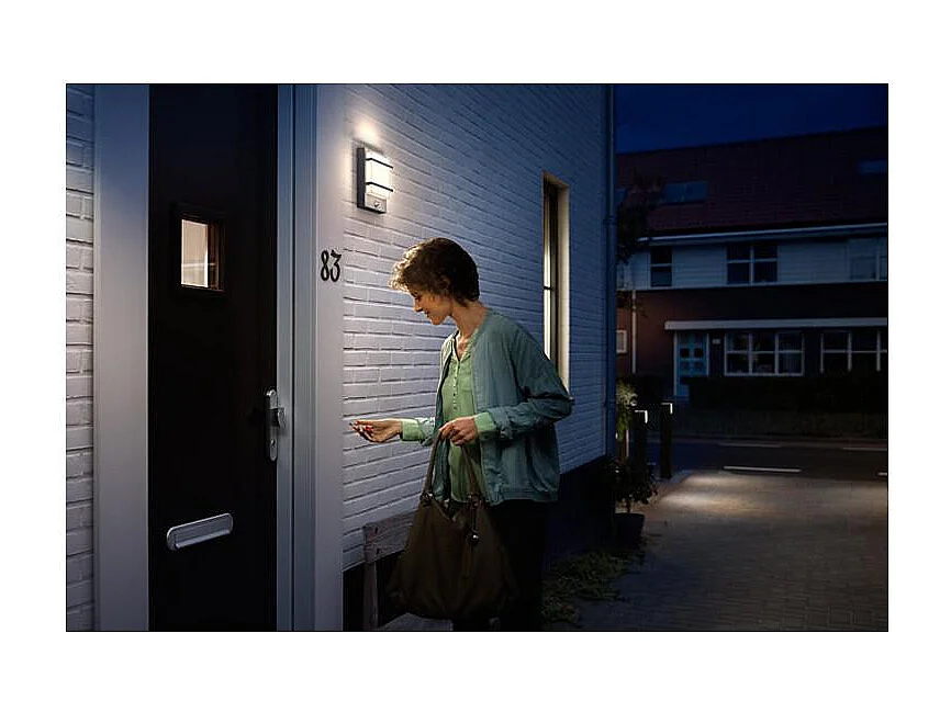 Applique da Parete LED Per Esterni con Sensore di Movimento 12W Petronia Nero