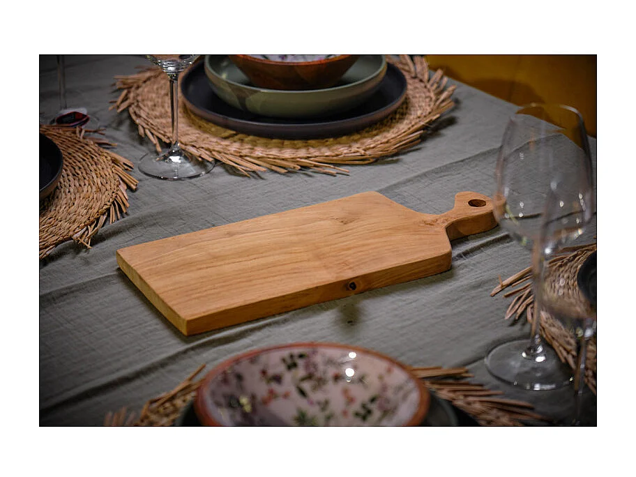 Planche à découper 40 cm bois de teck avec poignée originale – NOLA