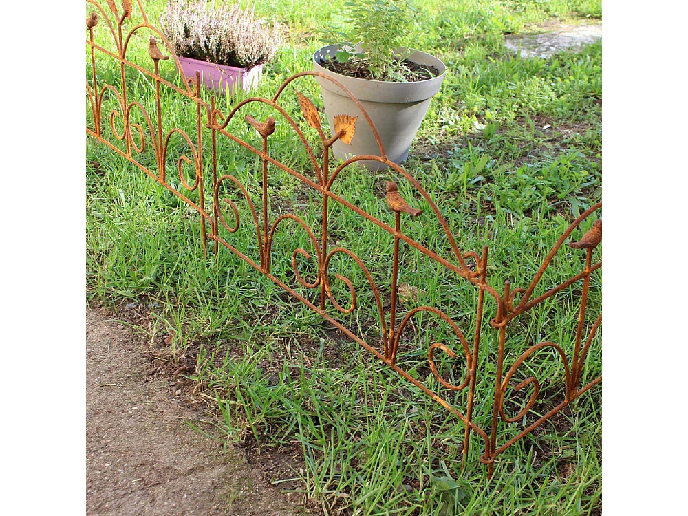 Bordure de jardin décorative en fer forgé rouillé unitaire