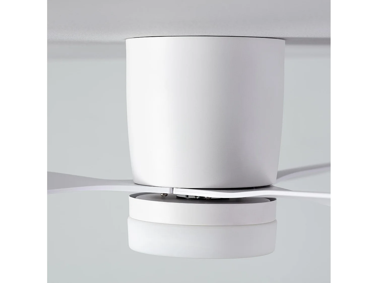 Ventilateur de Plafond Silencieux Weimar Blanc 132cm Moteur DC Blanc  Avec lumière, Télécommande, Wifi: