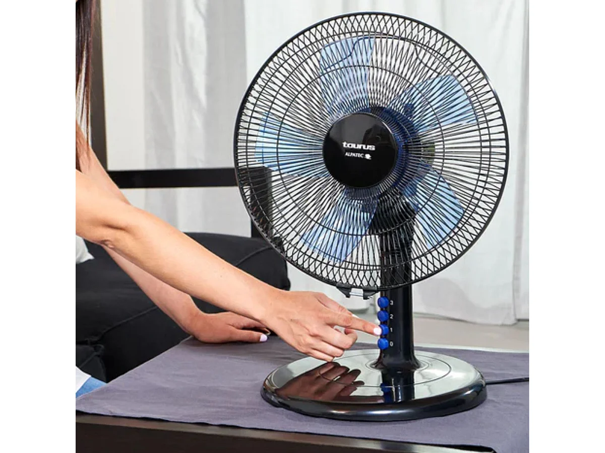 Taurus Alpatec Ventilateur de table 30cm 40w 3 vitesses noir - boreal 12 elegance