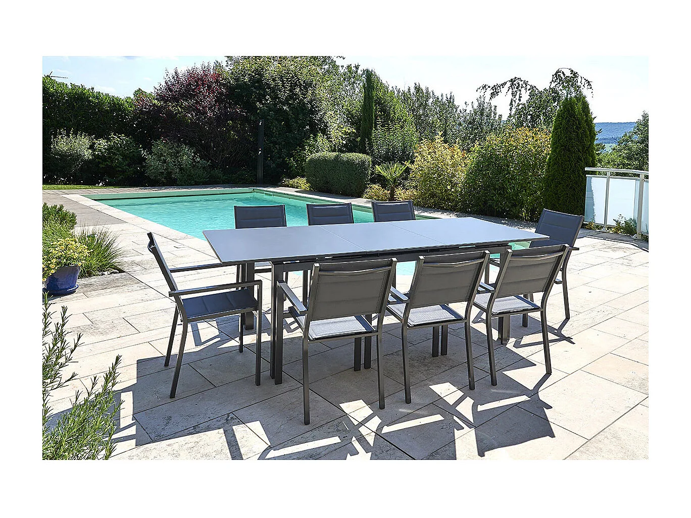 Table à manger d'extérieur extensible en aluminium gris  Ibiza anthracite - 6/8 places - Jardiline
