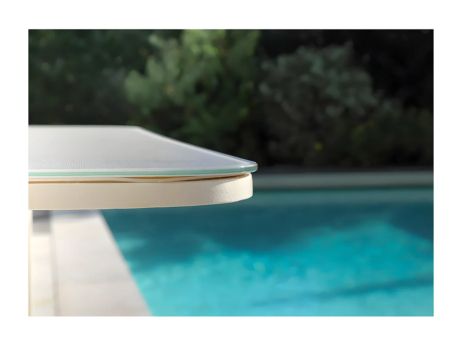 Table de jardin extensible, rectangulaire en aluminium Milos Ivoire - 8/10 places - Jardiline