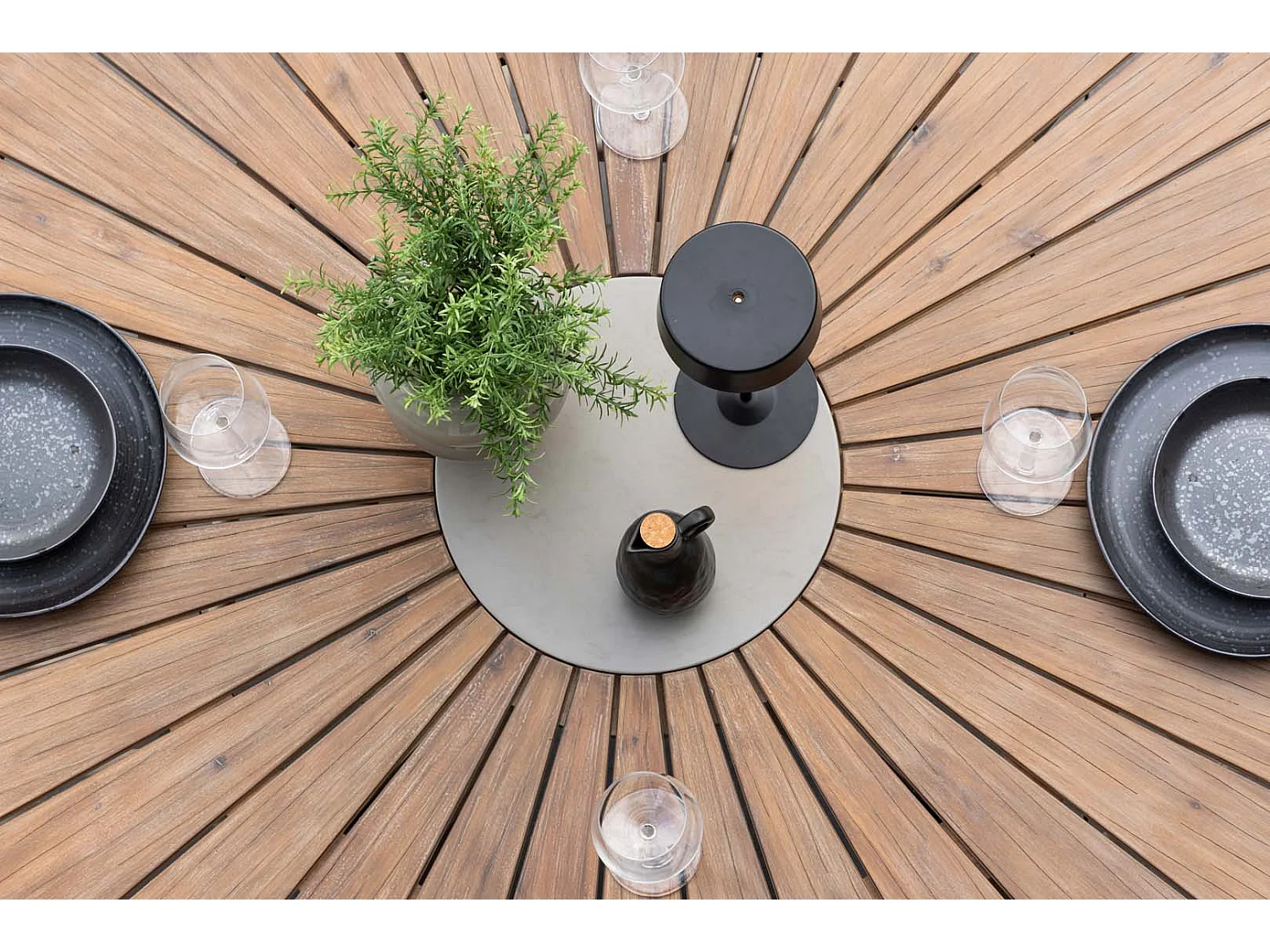 Rosario table de jardin Ø140 marron.