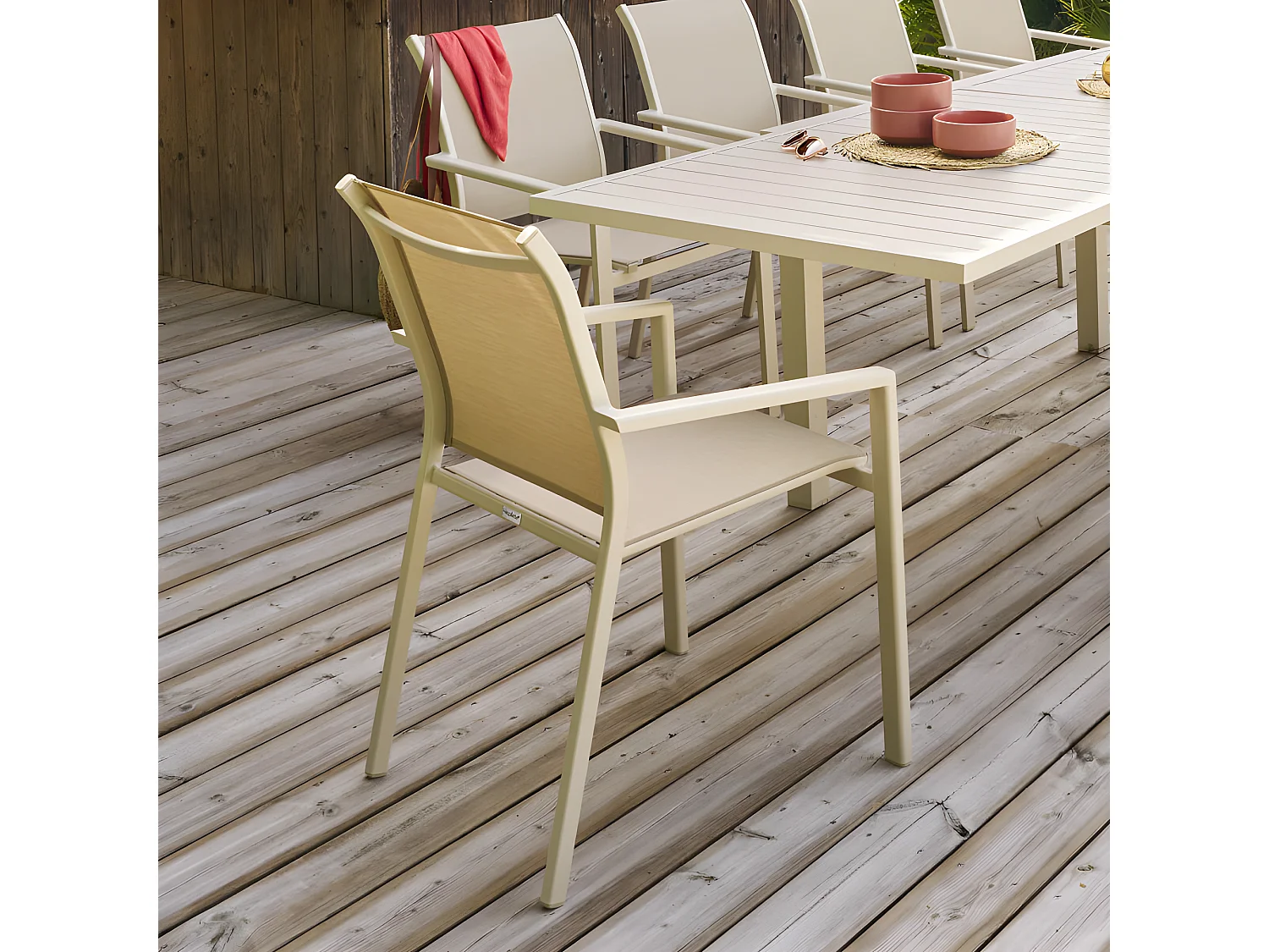 Fauteuil repas Essentia lin/argile Hespéride