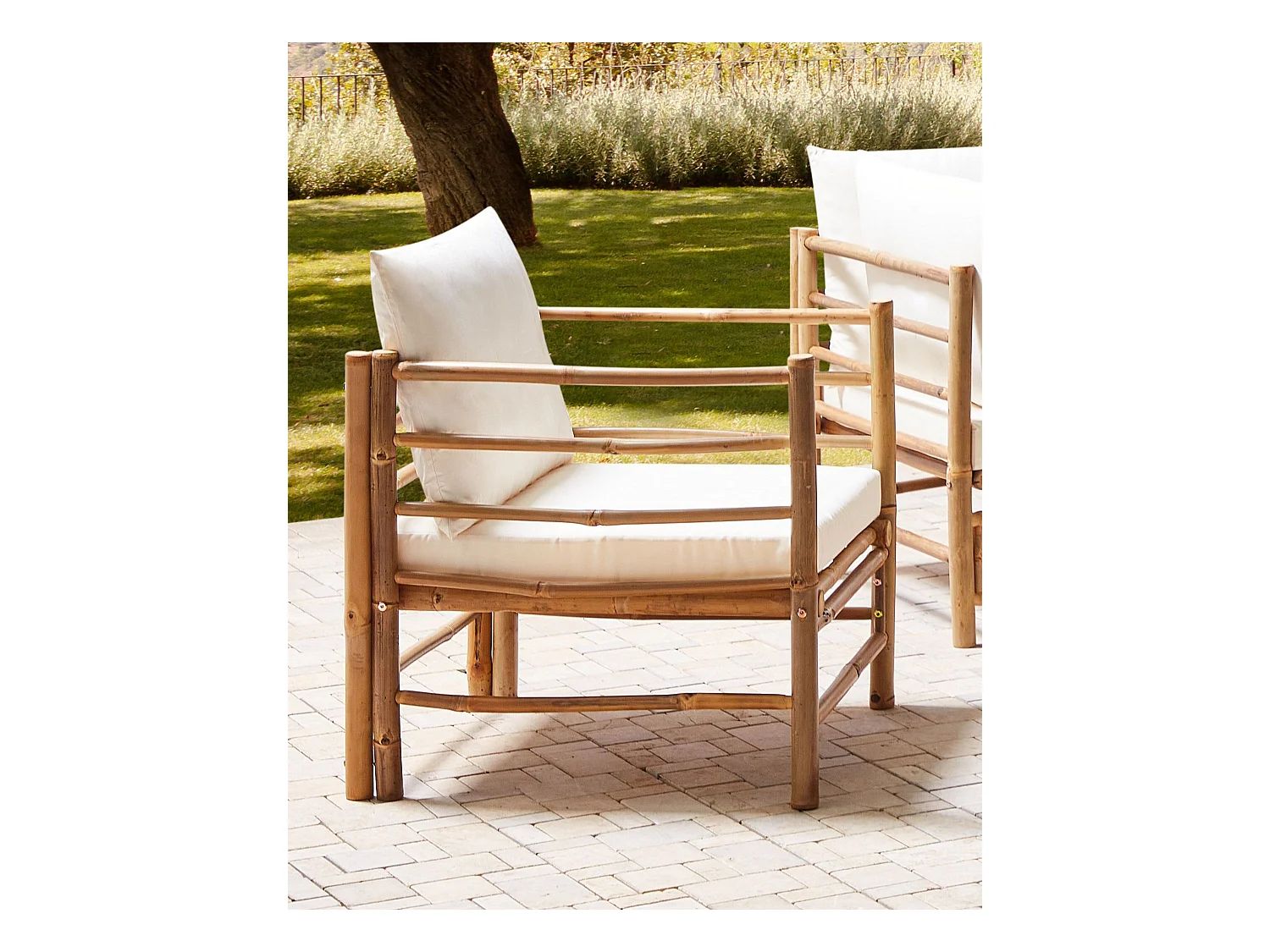Gartensessel CERRETO Bambusholz Cremeweiss