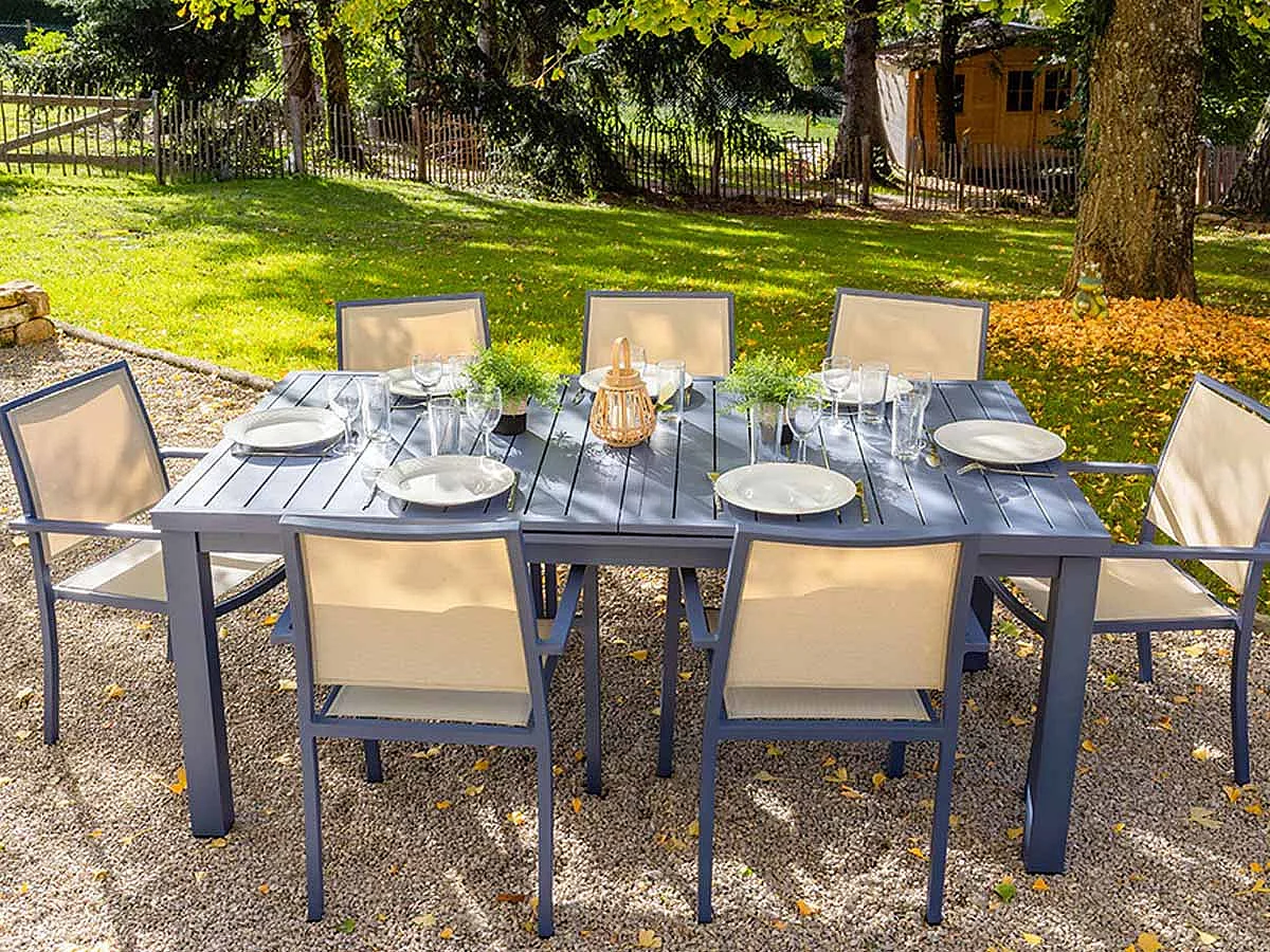 Fauteuil empilable Santorin en aluminium finition uni gris-bleuté - Jardiline