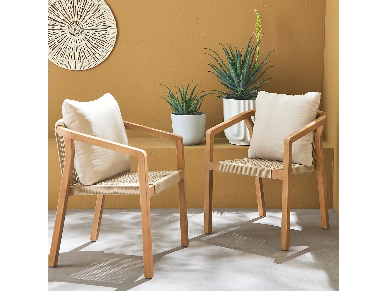 Sillas de jardín de madera y cuerda, set de 2