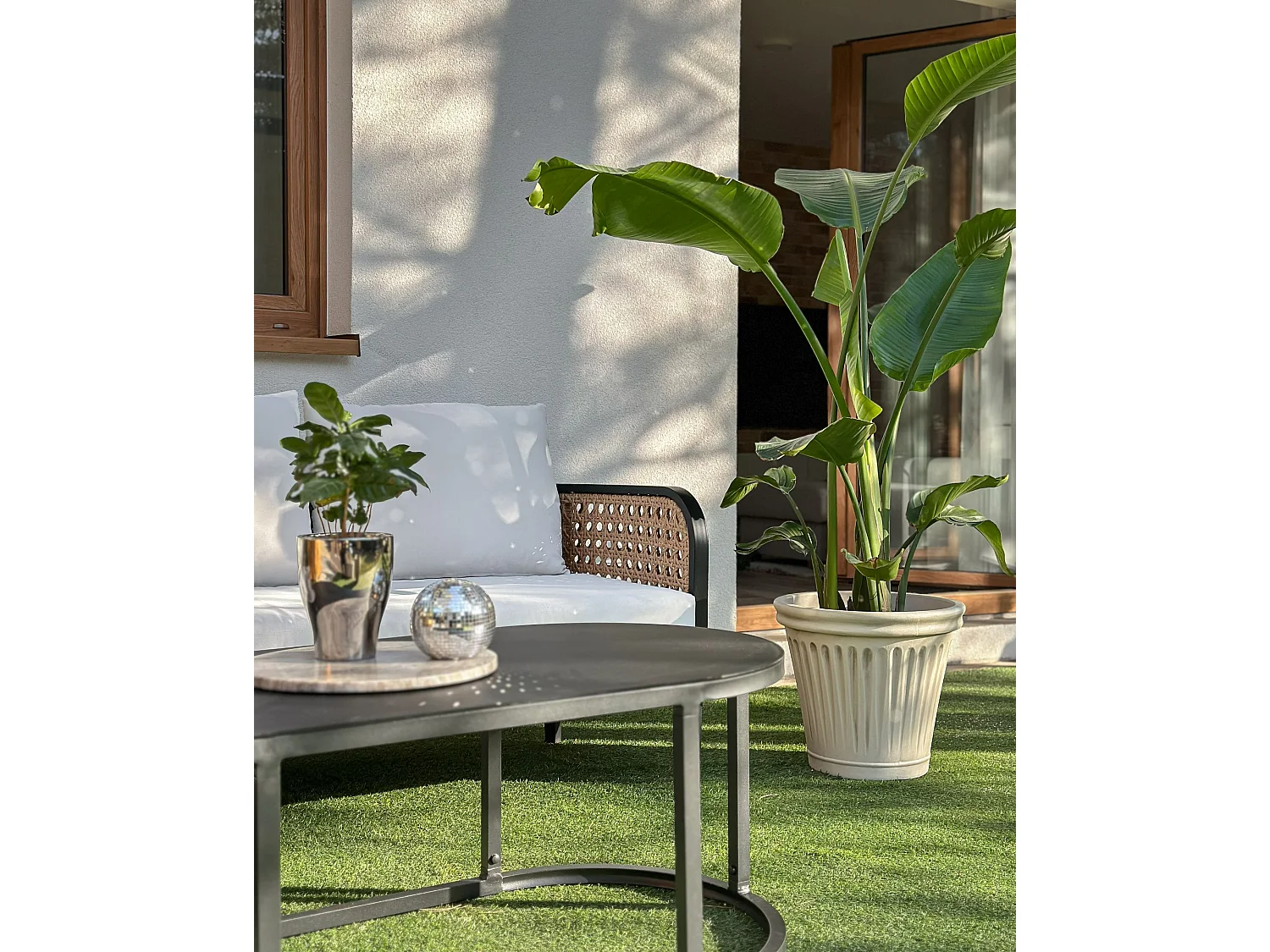 Ensemble de salon de jardin avec table 3 places MONTEFALCO Métal Blanc