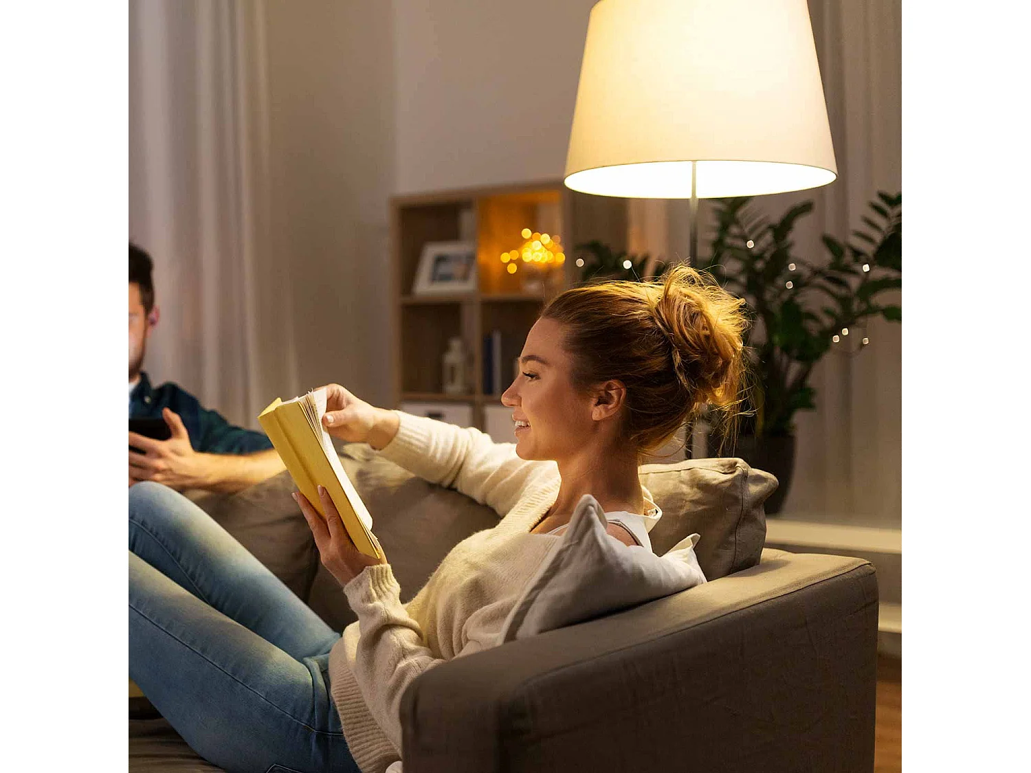 Confezione da 40 Lampadine LED GU5.3 Faretto 8W Equi.60W 700lm Raydan Home