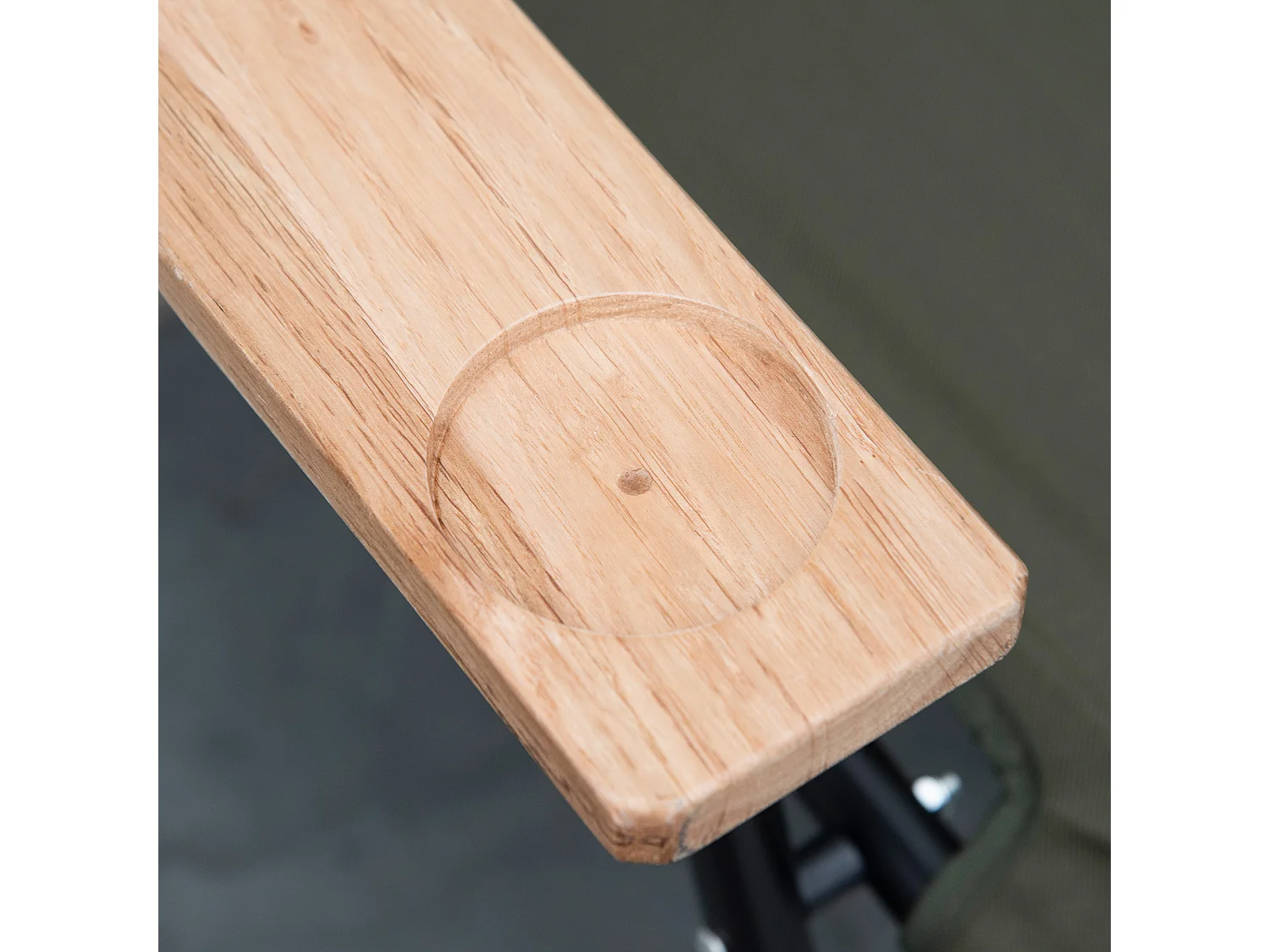 Banc 2 places pliable de camping - accoudoirs bois, porte-gobelets - acier noir Oxford vert