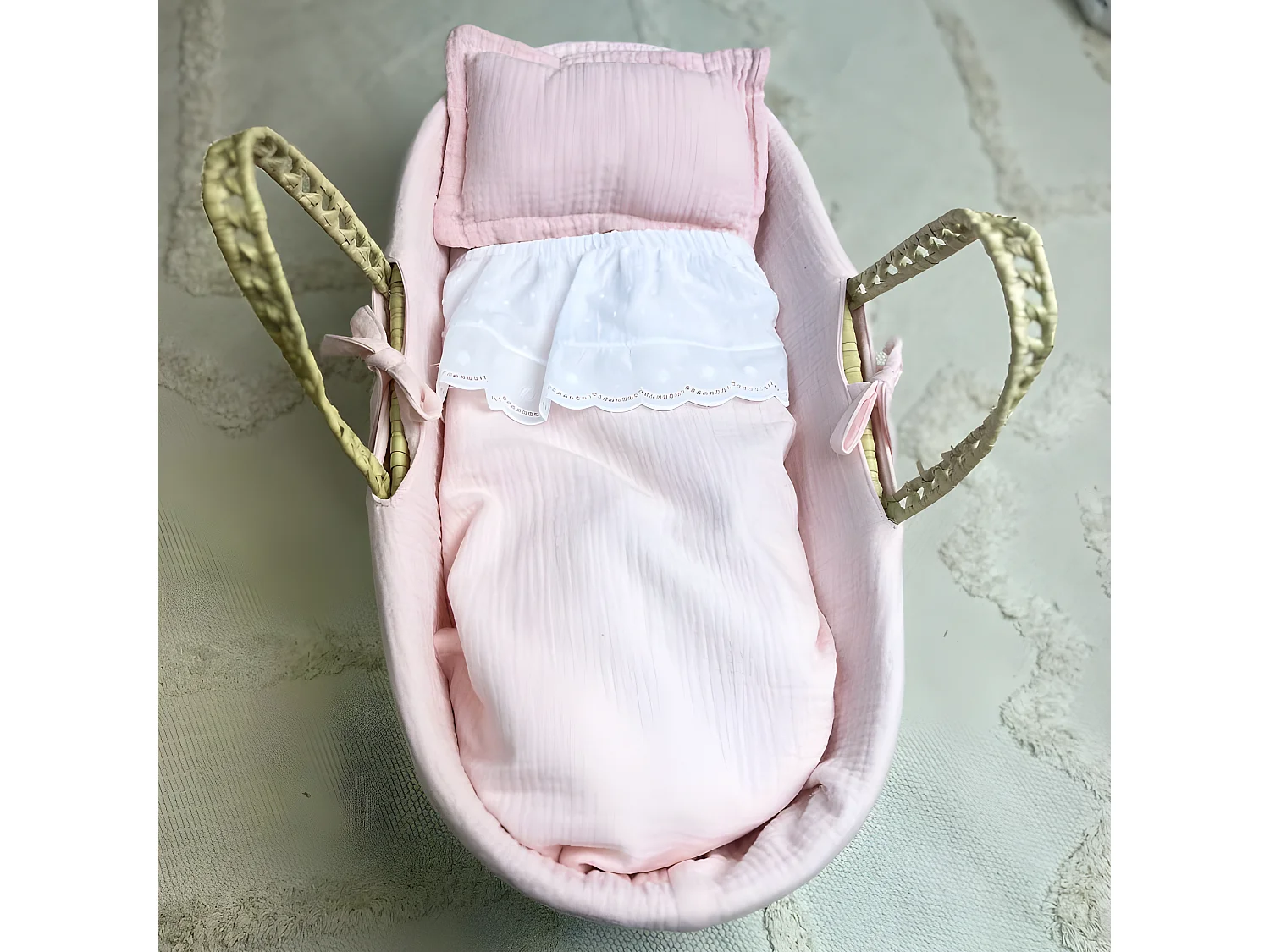 Cesta porta bebé in palma rosa 17x56x21cm