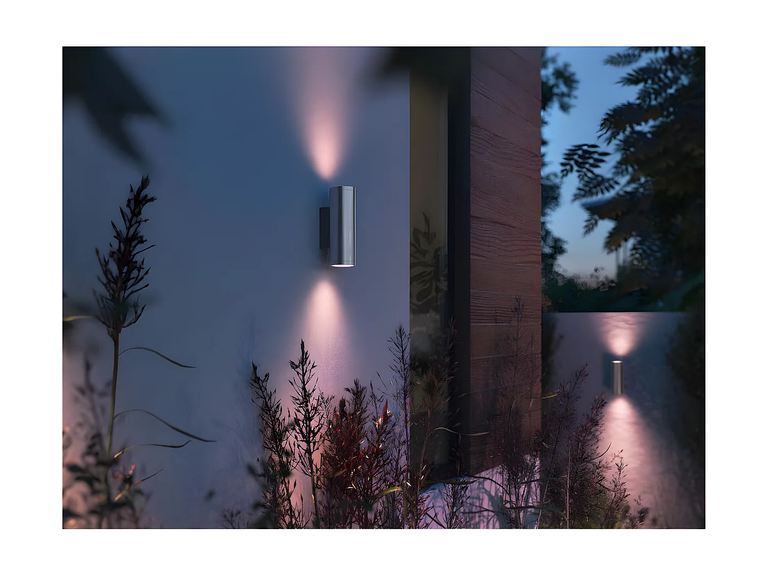 Applique Murale LED Extérieure White Color Appear 2x8W  Hue Argent