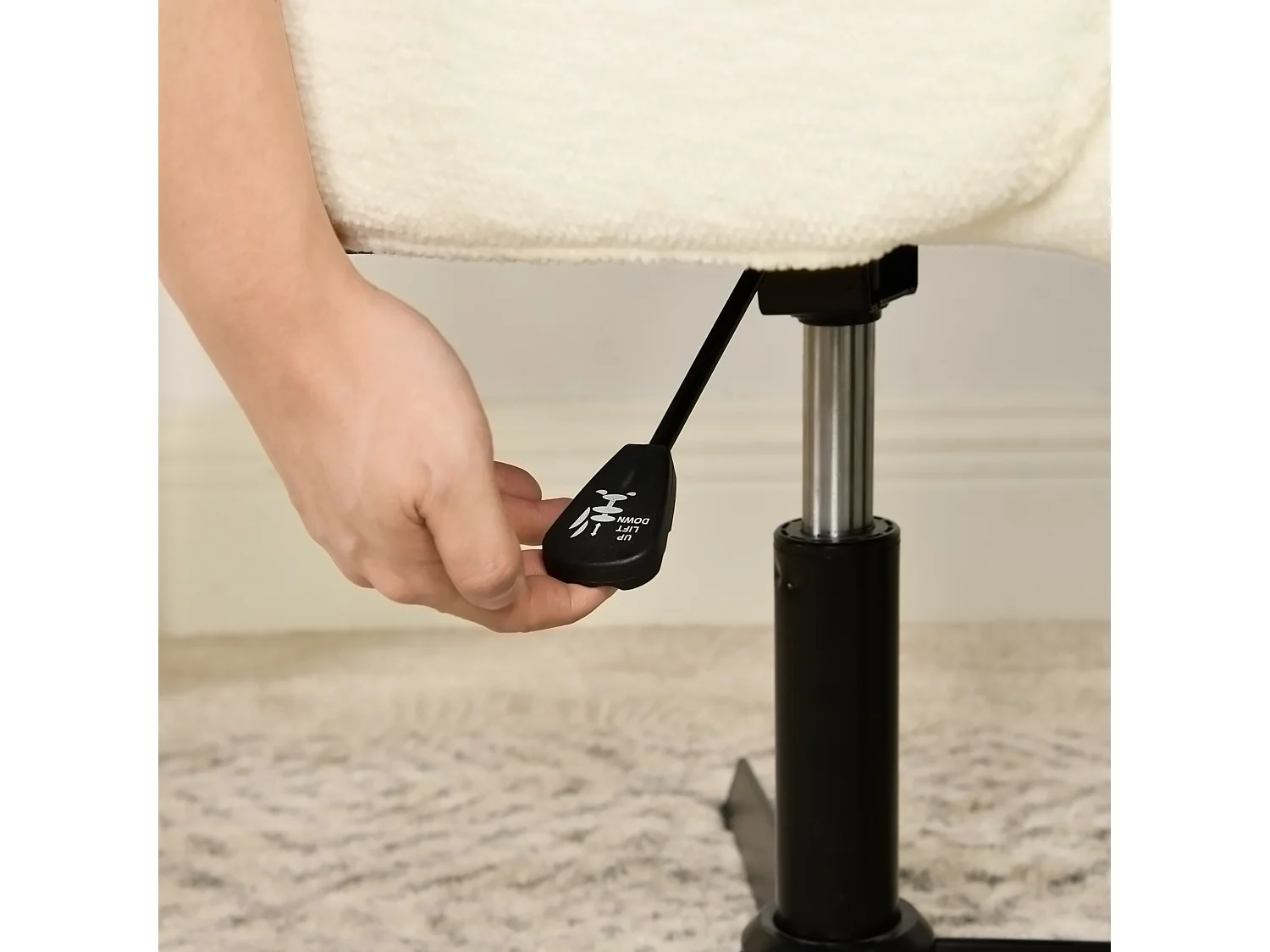 Fauteuil de bureau ergonomique pivotante avec accoudoirs en tissu beige THOMASINA RELAX