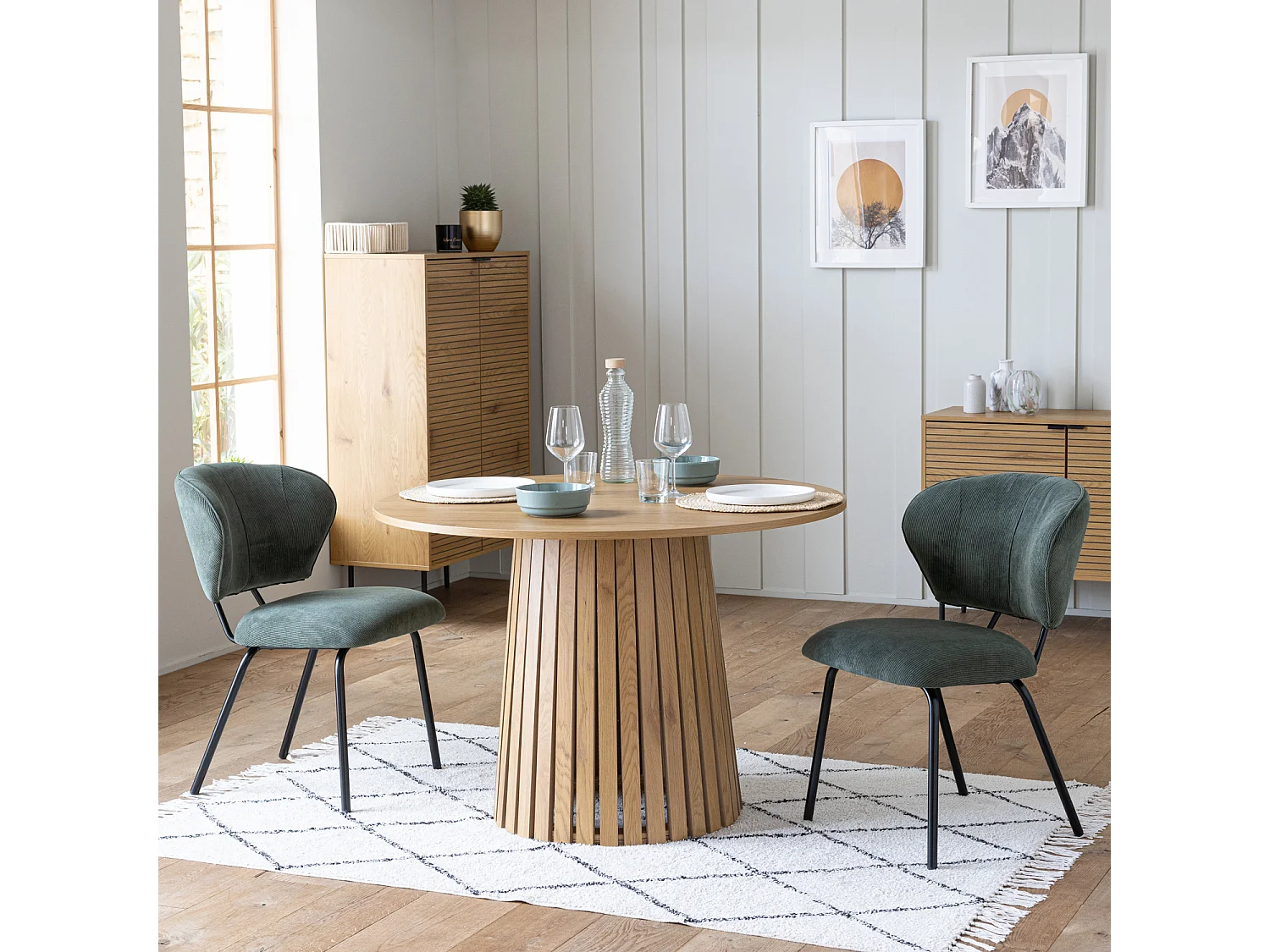 Set van 2 NILSA groene ribfluwelen stoelen