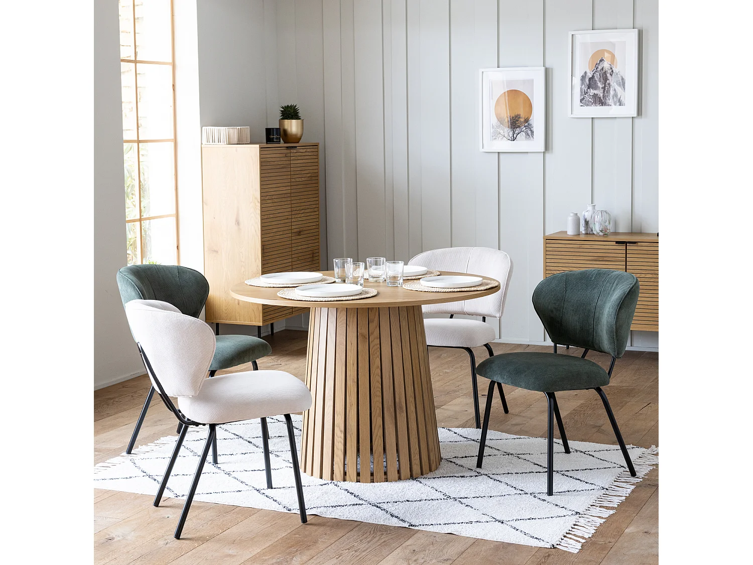 Set van 2 NILSA groene ribfluwelen stoelen