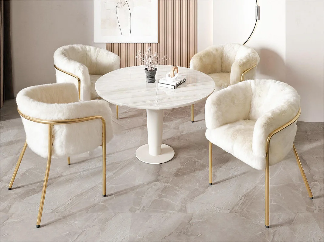 Lot de 4 Chaises longues pour salle à manger，salon ou chambre - en simili duvet de lapin - avec 4 pieds dorés en métal - Beige