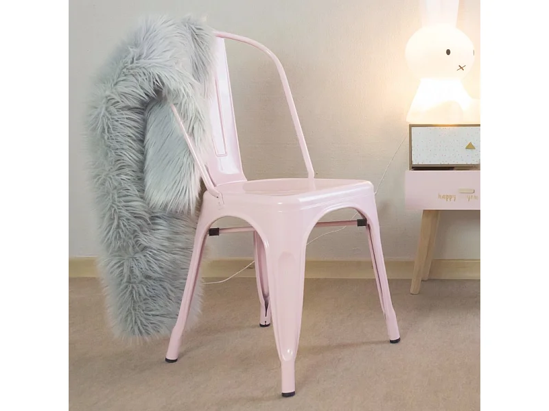Chaise industrielle métal rose 85x52,5x45 cm