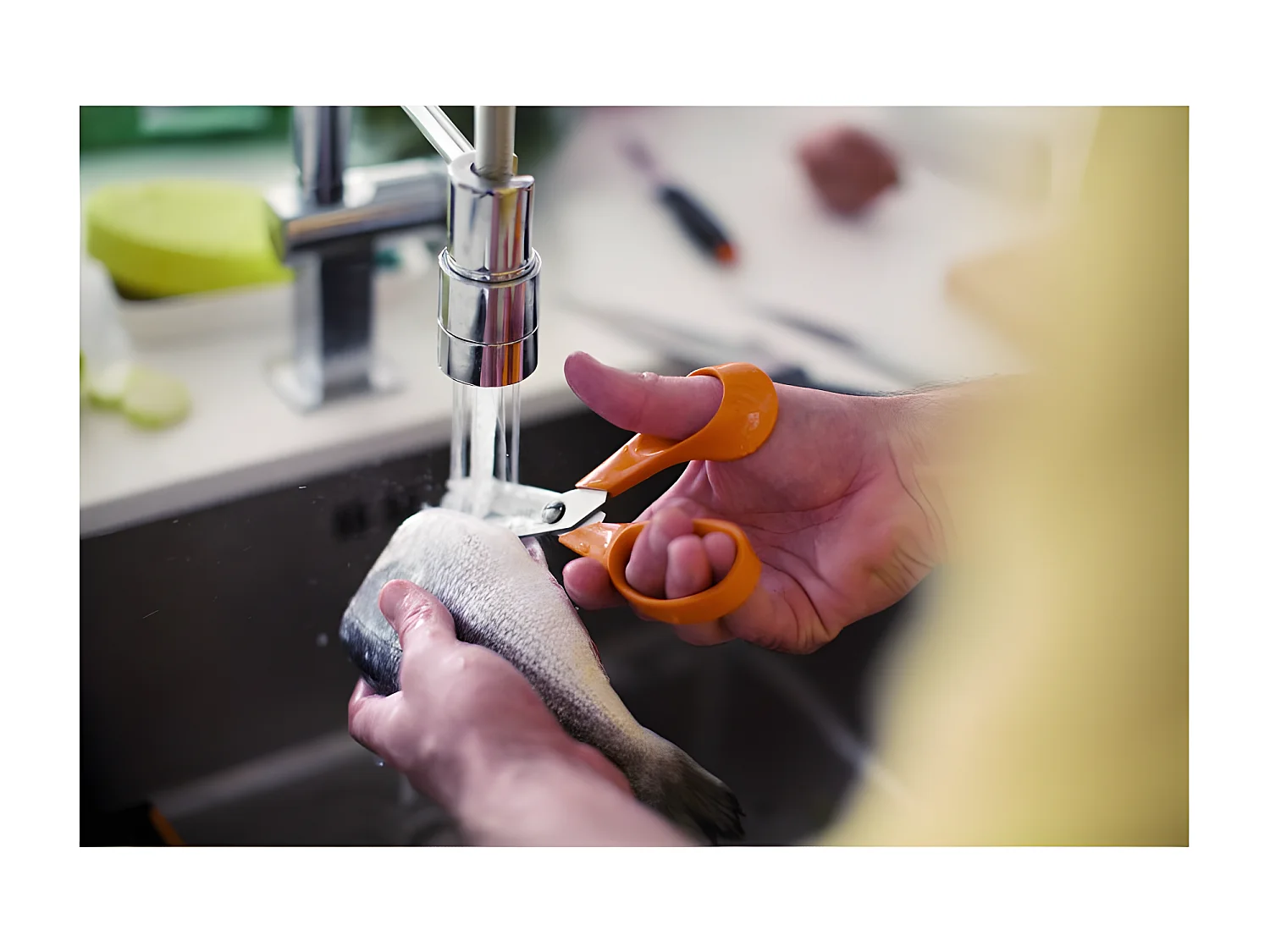 Fiskars Ciseaux de cuisine droitiers 18cm - 1000819