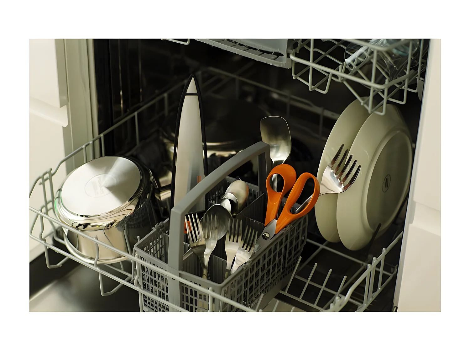 Fiskars Ciseaux de cuisine droitiers 18cm - 1000819